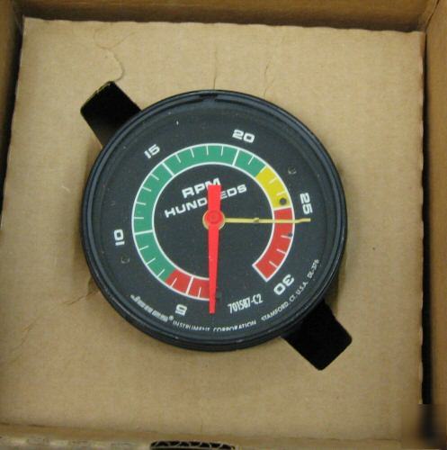 Ih komatsu dresser tachometer 701587C2