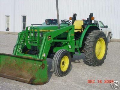 John deere 5200 utility tractor