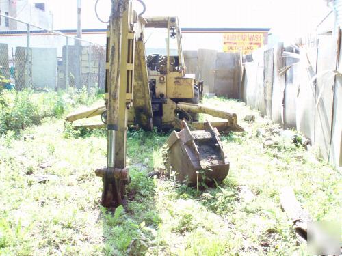 1979 dynahoe 190B backhoe 