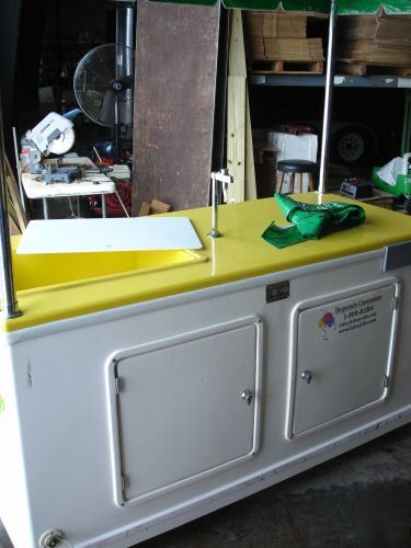 Lemonade concession cart