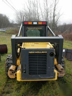 New 2003 holland LS190 skid loader