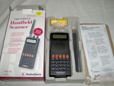 Pro-82 200-channel handheld scanner *open* 