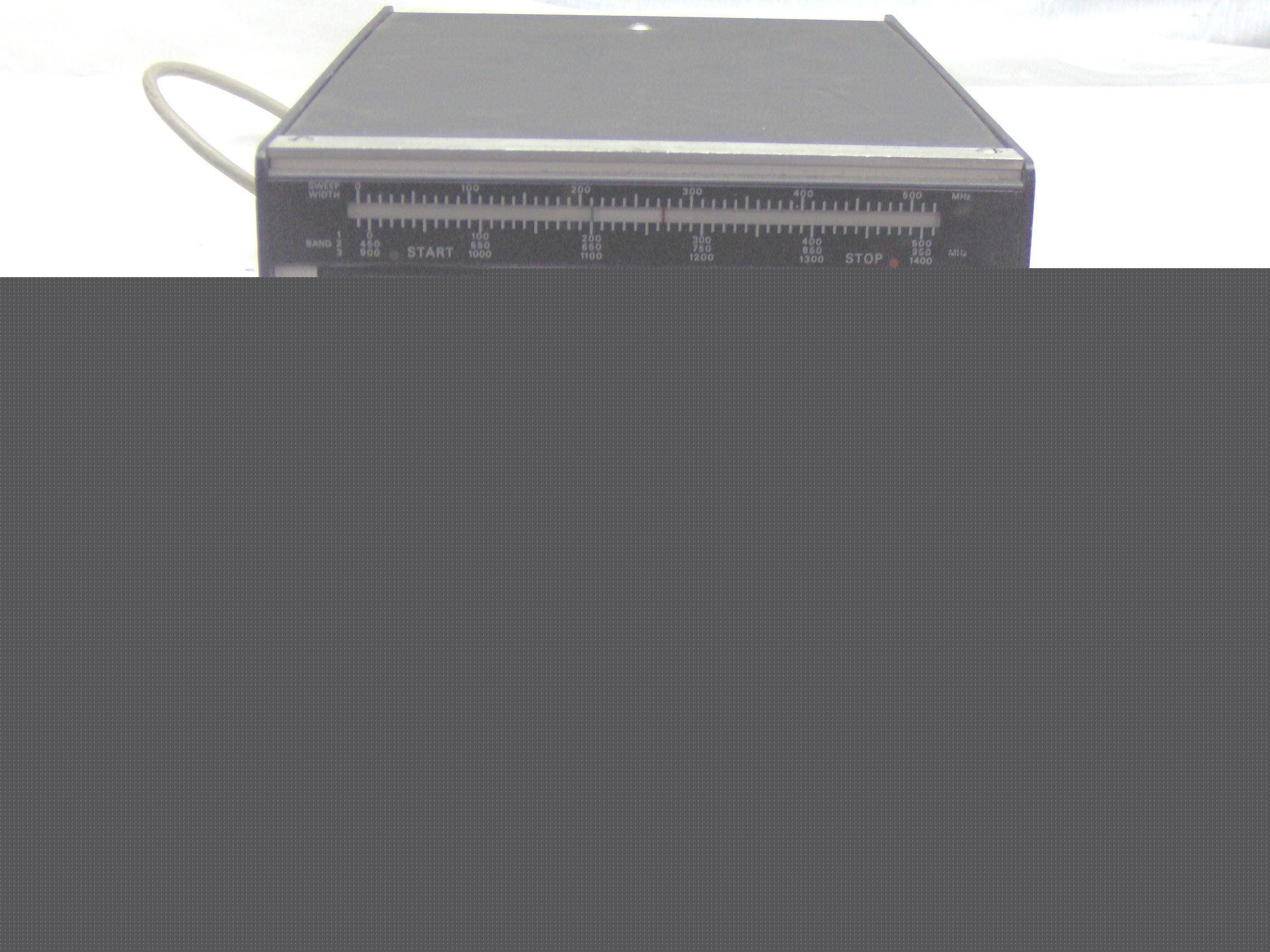 Wavetek sweep/signal generator/1-1400MHZ/model 2001
