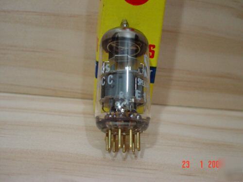 Nos sq philips miniwatt cca (E188CC 7308 ECC88 E88CC)