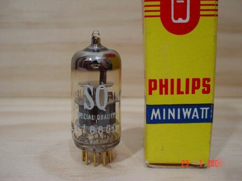 Nos sq philips miniwatt cca (E188CC 7308 ECC88 E88CC)