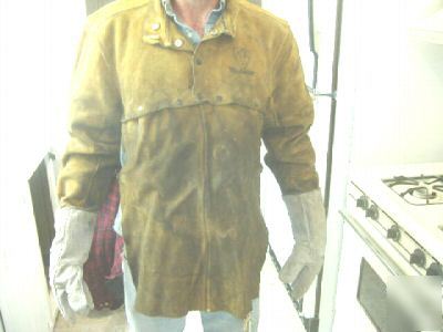 Tillman xl leather welding jacket and gloves