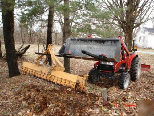 Tractor forks bucket forks, (clamp on ), pallet forks