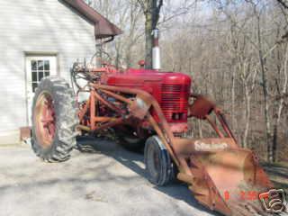 1948 ih farmall m - antique...excellent condition 