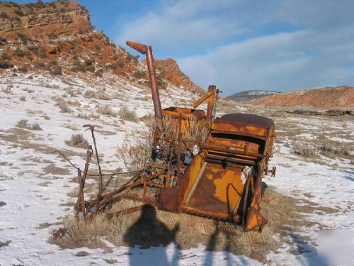 1938 allis chalmers row crop tractor B5504 kept inside