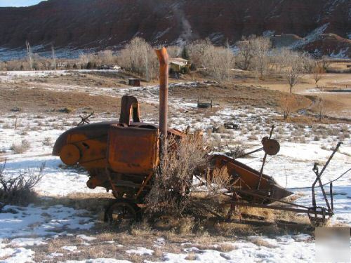 1938 allis chalmers row crop tractor B5504 kept inside