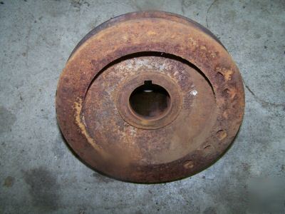 Front crankshaft pulley for farmall 400, 450