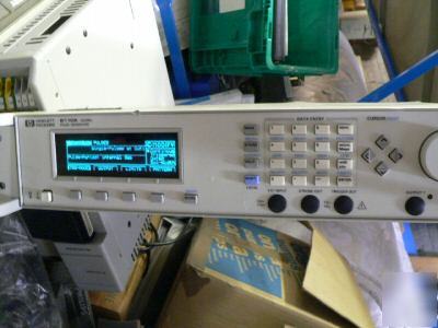 Hewlett packard hp 8110A pulse/pattern generator 150MHZ