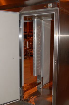Hobart 4-dr. pass-thru roll-in refrigerator, model he-2