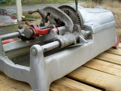 ...............ridgid 535 pipe threader...no ...