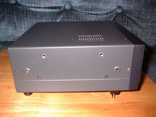 Icom ic-R72 hf ssb,fm, am ,cw scanner receiver