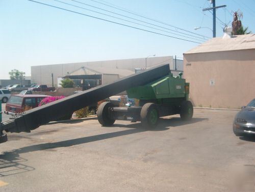 Manlift boom lift, telescoptic, snorkelift, 80 feet hig