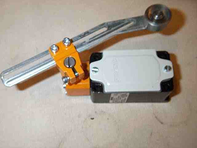 New siemens roller ball limit switch 3SE3 120-1 uw-z
