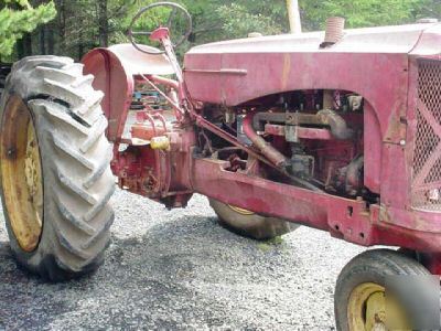 Massey harris tractor model 44 (1948)