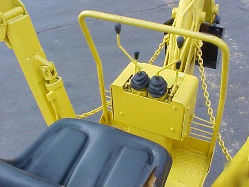 Vermeer v 450 trencher backhoe 6 way blade 