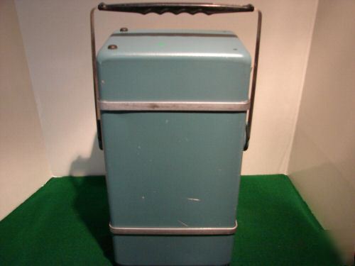 Very nice compact tektronix 422 scope start at $1