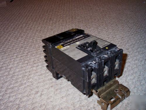 Like new square d FA32100 circuit breaker 100 a 240 v