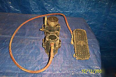 Redmer pneumatic air collet closer chuck mill lathe