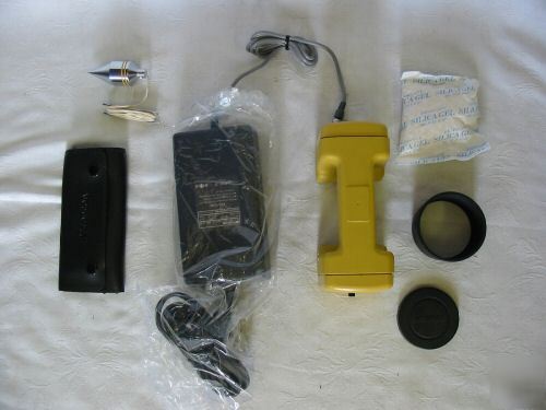 Topcon gts-303 dual display total station for surveying
