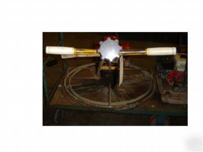 Master F36 direct drive power trowel-briggs engine 