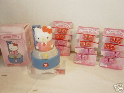 New brand hello kitty radio in box & pony tail holders