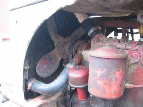 1939 ford 9N tractor runs good-needs hydraulic overhaul