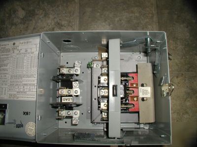 Ge 30 amp flex-a-plug bus switch AC461R buss duct 600 v