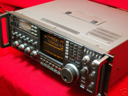 Icom ic-781 transceiver - beautiful and well cared for