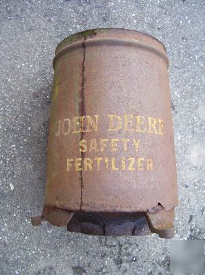 John deere planter fertilizer box