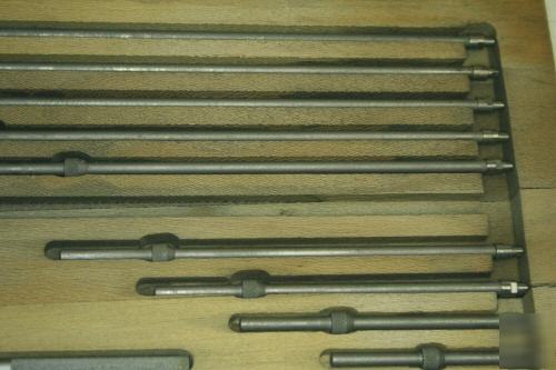 Starrett_ inside_hole_bore micrometer #124_ 